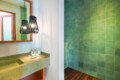 Retret Tropis Modern 2 Kamar Tidur nan Menenangkan di Canggu – BVI55079