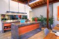 Retret Tropis Modern 2 Kamar Tidur nan Menenangkan di Canggu – BVI55079