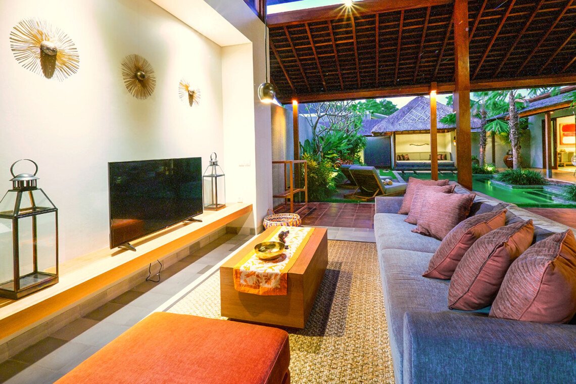 Retret Tropis Modern 2 Kamar Tidur nan Menenangkan di Canggu – BVI55079