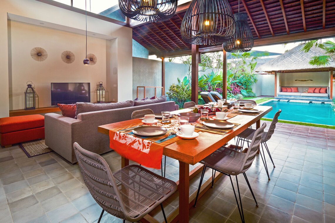 Retret Tropis Modern 2 Kamar Tidur nan Menenangkan di Canggu – BVI55079
