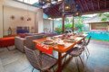 Retret Tropis Modern 2 Kamar Tidur nan Menenangkan di Canggu – BVI55079