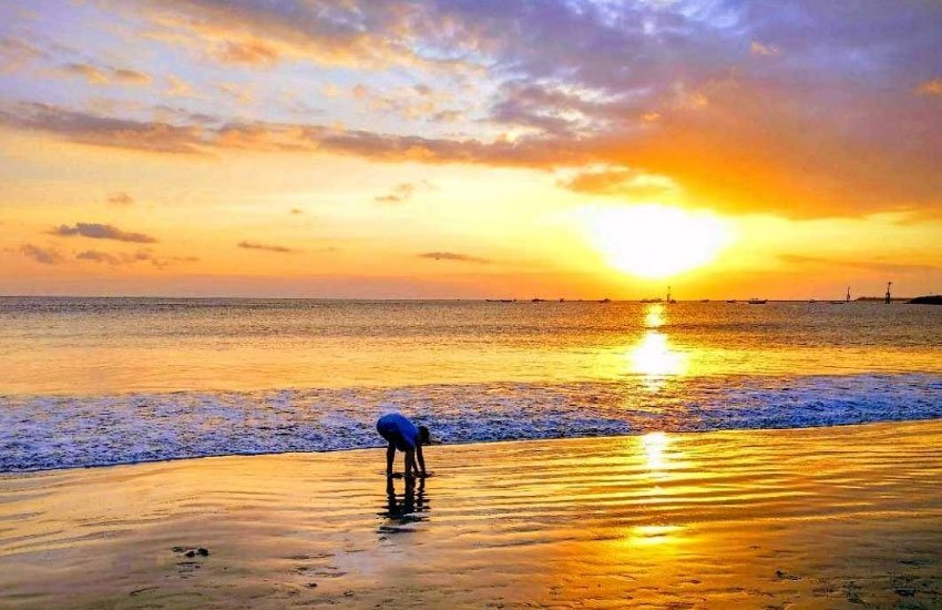 sunset-di-jimbaran-bali