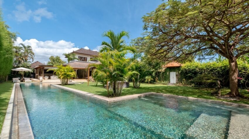 3-Bedroom Villa with Pool in Seminyak – BVI73520
