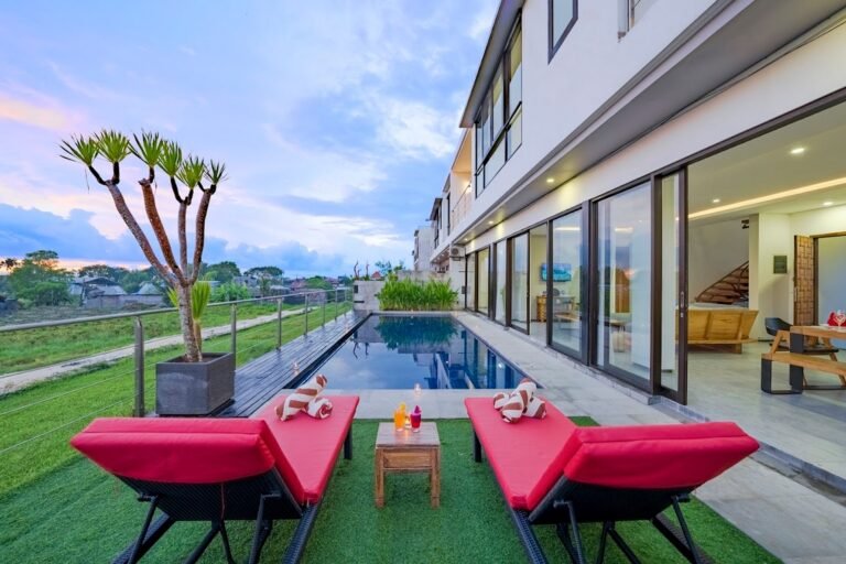 Sewa villa private pool di Bali - Sewa Villa 4 Kamar Tidur Private Pool dekat Seminyak – Stylish Hideaway BVI70711