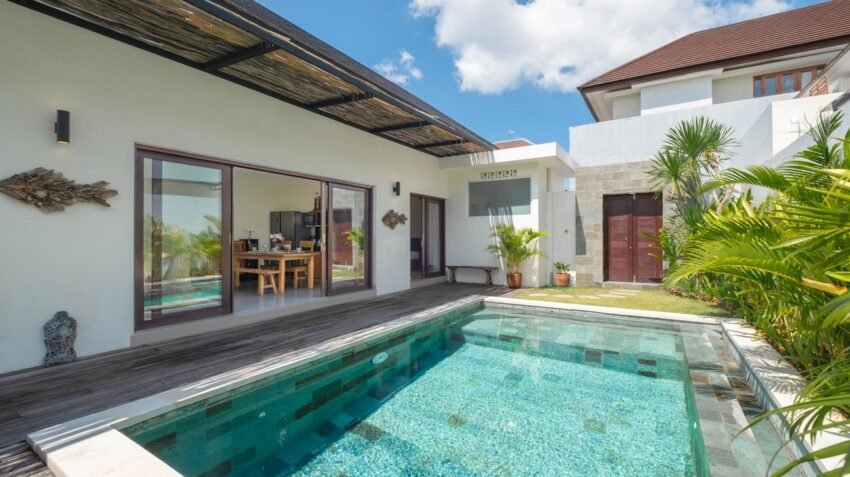 Cozy 2-Bedroom Retreat with Pool, Walk to Seminyak Hotspots – BVI73653