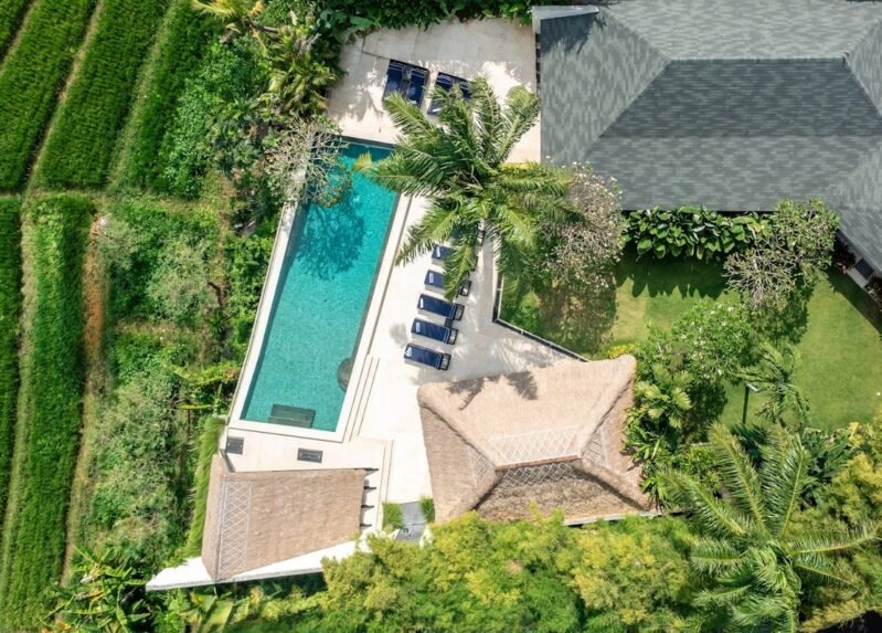 Luxurious 5-Bedroom Villa with Infinity Pool in Canggu – BVI73030