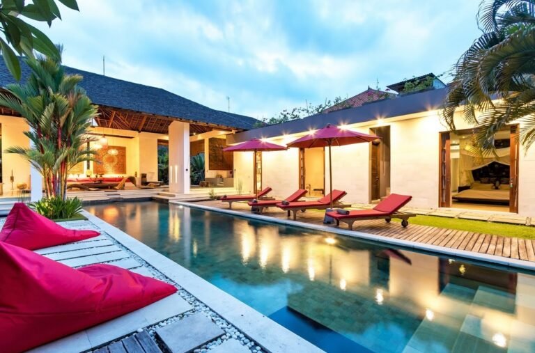 Sewa villa private pool di Bali - Sewa Villa 9 Kamar Tidur Private Pool di Seminyak – Luxurious 9-Bedroom Estate BVI73359